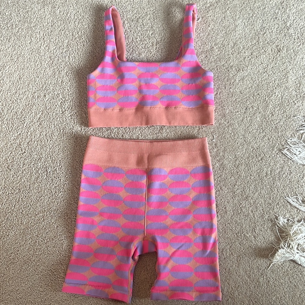 Fabletics ‘Vanessa Hudgens’ Geo Set